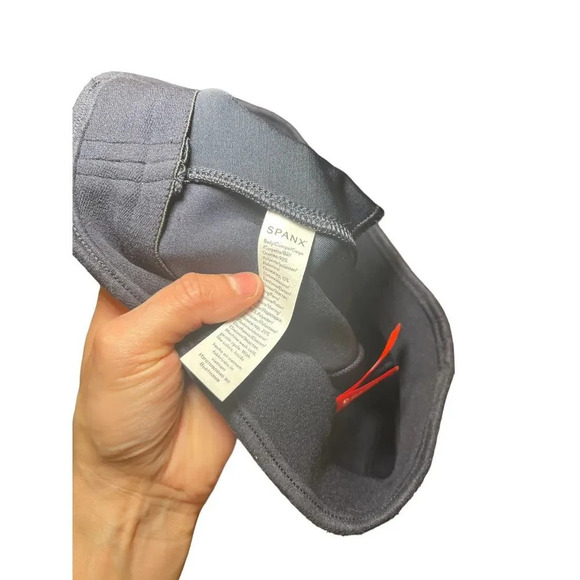 Spanx Faux Suede Flare Pants NWT Size XS - Picture 12 of 12